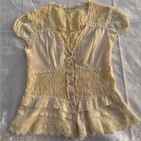 Nanette Lepore Tops - Nanette Lepore Elegant Cream Lace Women's Blouse
